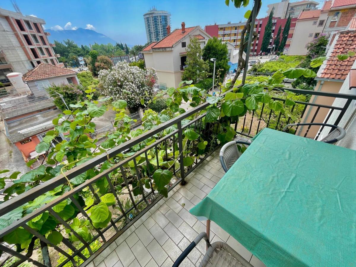 Garden House 부드바 외부 사진