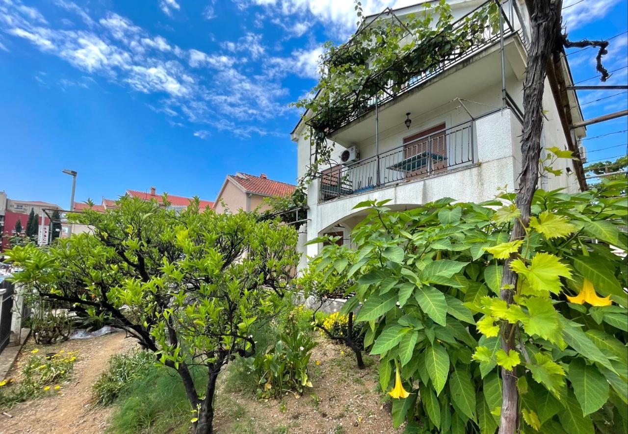 Garden House 부드바 외부 사진