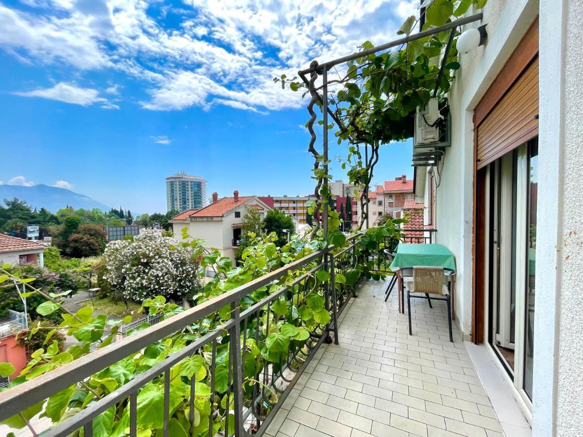 Garden House 부드바 외부 사진